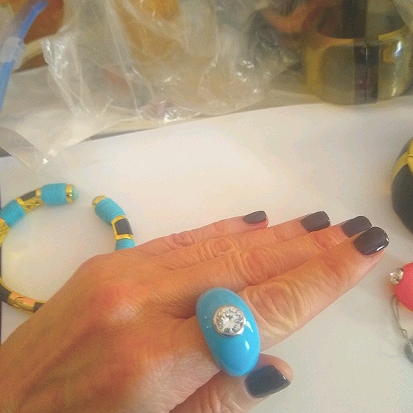 New high end designer ring - Picture 4 of 4